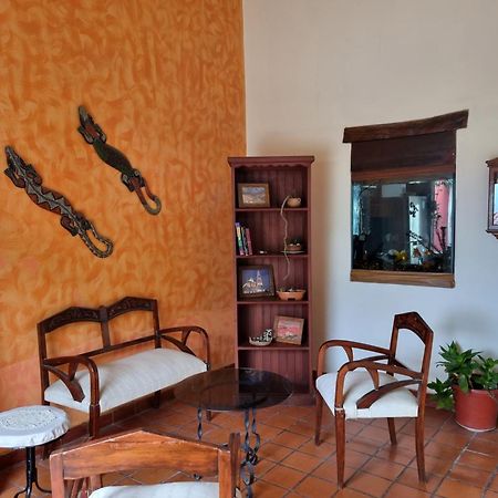 Hostal Las Rosas Salta Dış mekan fotoğraf
