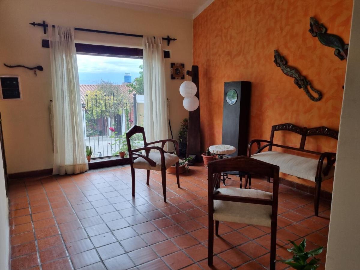Hostal Las Rosas Salta Dış mekan fotoğraf