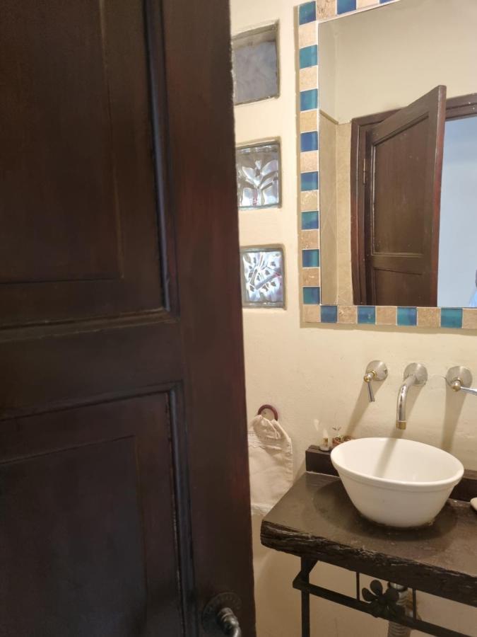 Hostal Las Rosas Salta Dış mekan fotoğraf